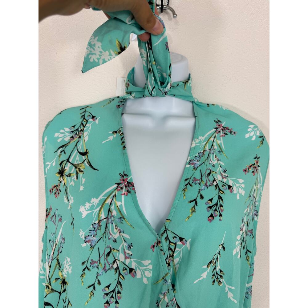Soho NY&C Floral Tie-Neck Peplum Blouse NWT Size Large - Picture 3 of 6